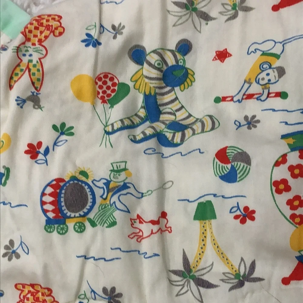 VINTAGE BABY QUILT